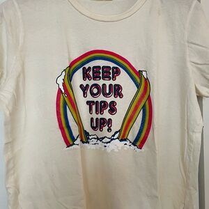 T-shirt “keep your tips up”